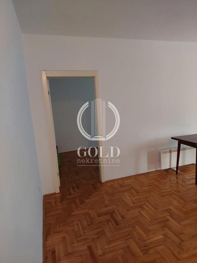 Izdavanje-Novi Sad, Betanija, 2. 0, 400eur ID#8084