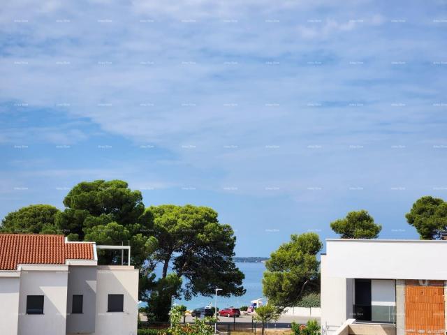 Kuća Fažana! Dvojna kuća s garažom u neposrednoj blizini mora i plaža!