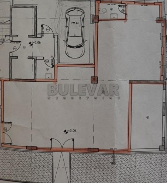 Izdaje se ulični lokal kod Ćele Kule, 90m2