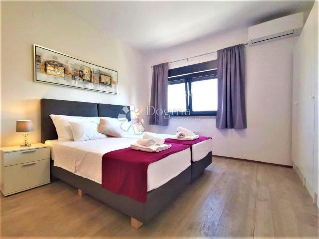 Flat Gregovica, Pula, 100m2