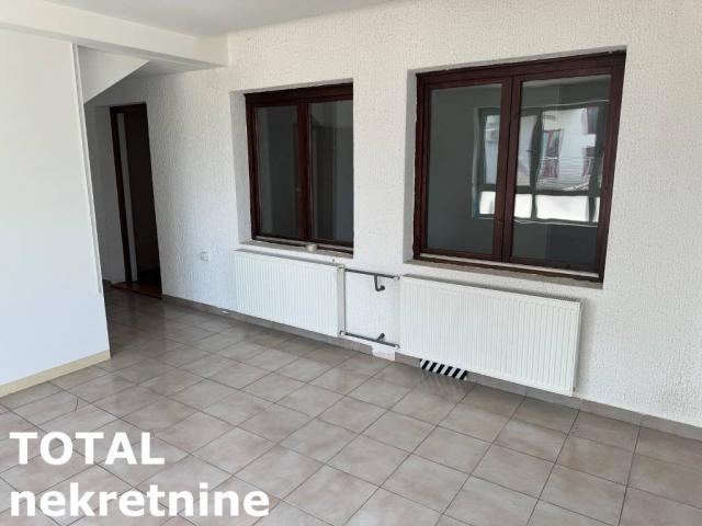 3. 5 Troiposoban stan NOVI SAD, 190550€