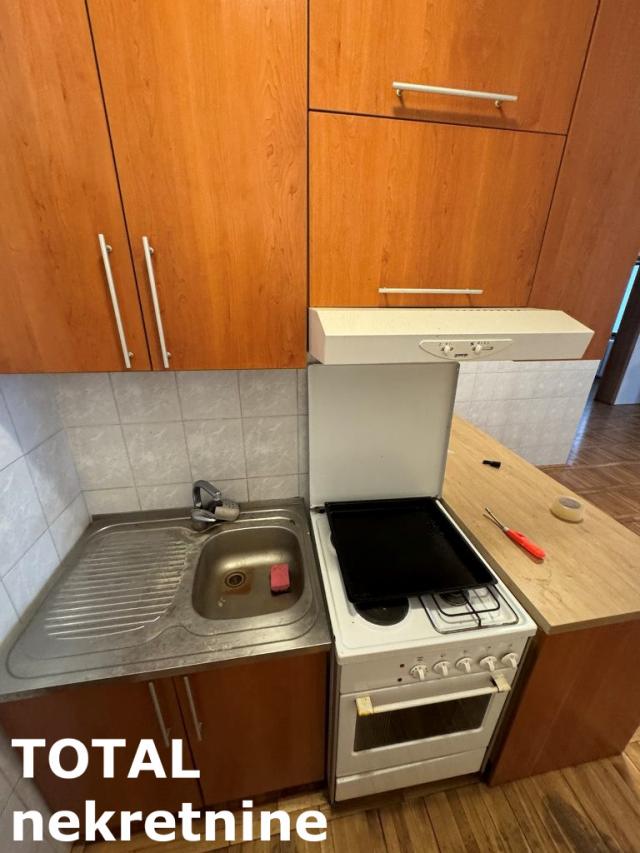 3. 5 Troiposoban stan NOVI SAD, 190550€