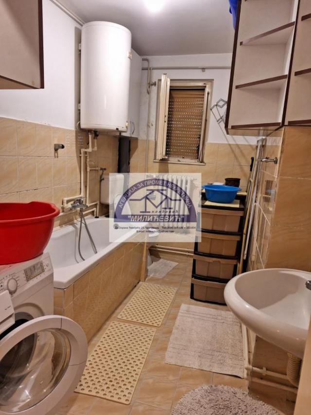 Izdavanje, Stan, 42m2 , Centar