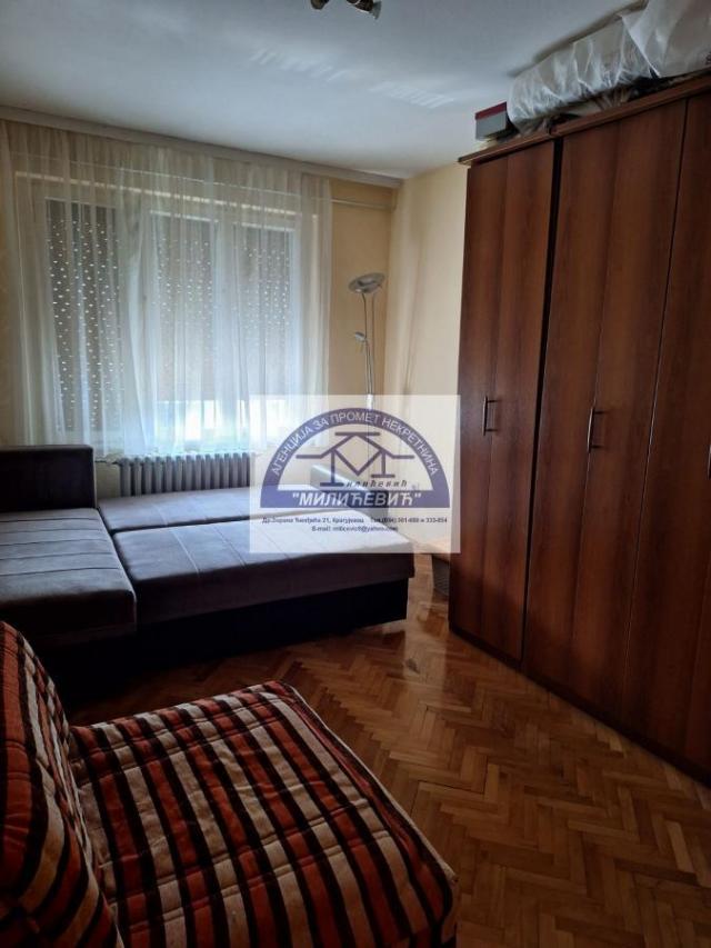 Izdavanje, Stan, 42m2 , Centar