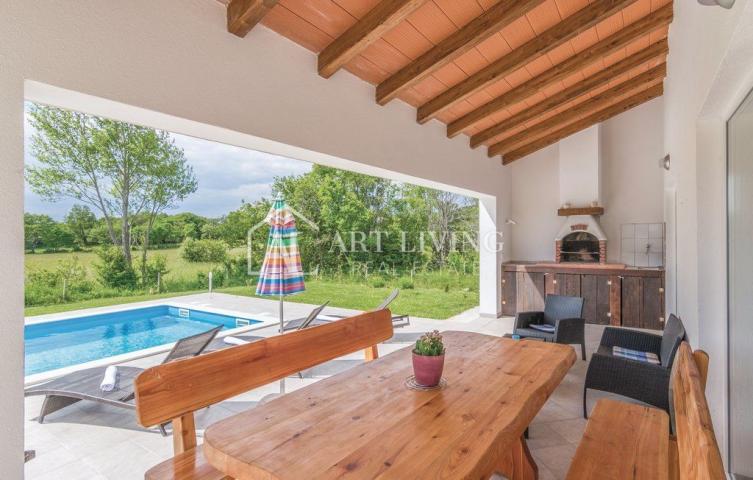 Istria, Labin, surroundings - an attractive house with a swimming pool in a quiet location surrounde