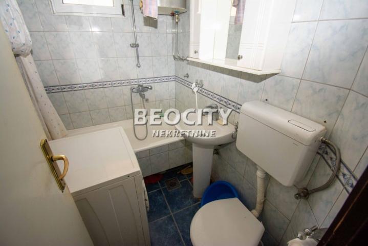 Zemun, Zemun polje, Mihajla Pupina, 2. 0, 53m2, 350EUR