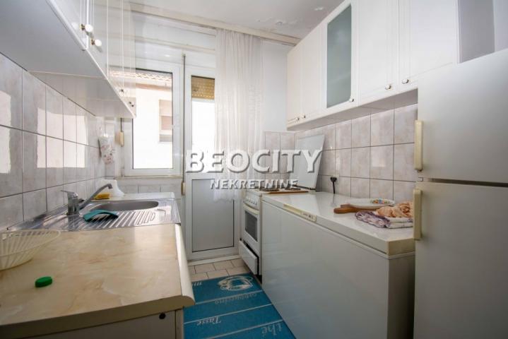 Zemun, Zemun polje, Mihajla Pupina, 2. 0, 53m2, 350EUR