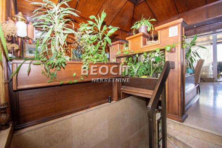 Voždovac, Darvinova pošta, Kumodraška , 4. 0, 210m2, 680000EUR