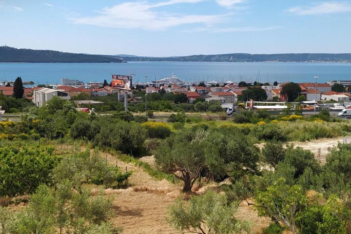 Split, Kaštel Sućurac, V2 - dvojna luksuzna pametna vila s pogledom na more