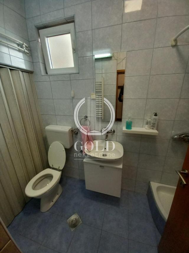 IZDAVANJE Poslovni prostor: NOVI SAD-Stari Grad-Spens, Maksima Gorkog, 76m2 ID#8097