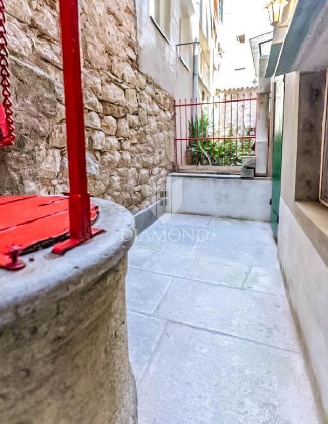 Rovinj, Wohnung in der Altstadt mit Terrasse