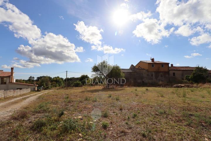 Building plot in a peaceful village near Svetvinčenat