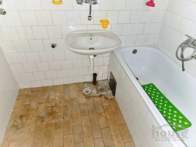 Izdavanje NOVI SAD, BULEVAR, kv: 49, € 280, ID: 9115045