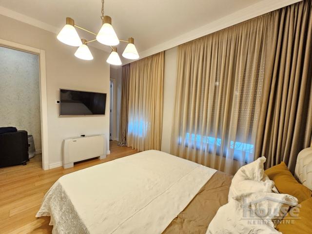 Izdavanje NOVI SAD, CENTAR, kv: 129, € 2500, ID: 9116609