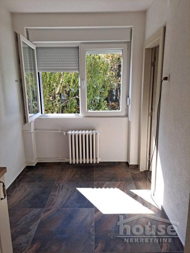 Izdavanje NOVI SAD, ROTKVARIJA, kv: 54, € 400, ID: 9116655