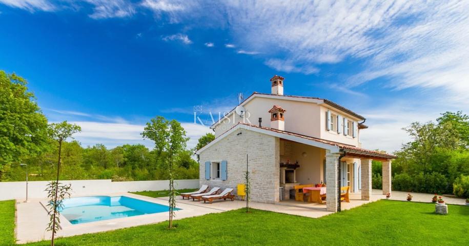 Istria, Marčana - villa with pool, 200m2