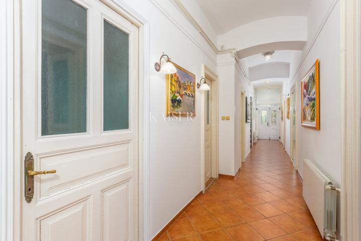 Opatija - villa floor 50 meters from the sea