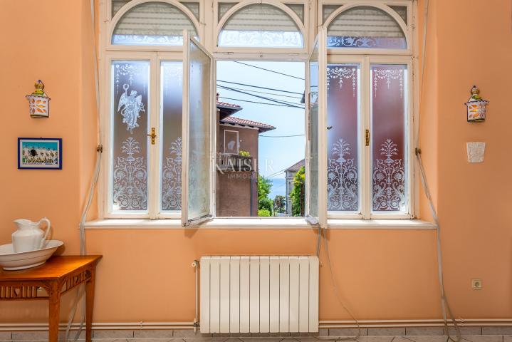 Opatija - villa floor 50 meters from the sea