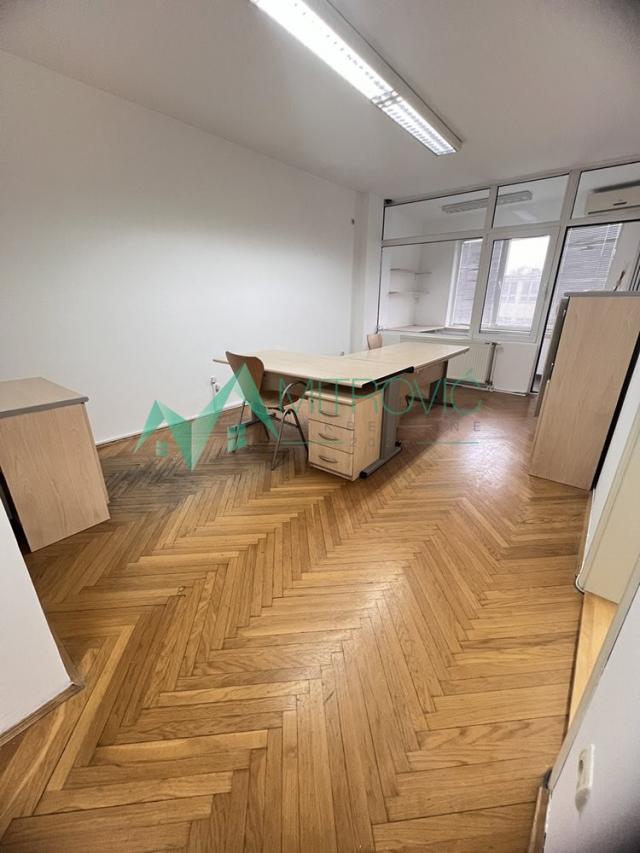 Novi Sad, Bulevar oslobođenja - Dvosoban stan - poslovni apartman 46 m2 