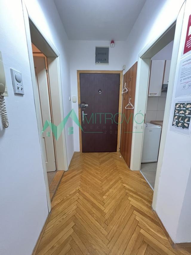 Novi Sad, Bulevar oslobođenja - Dvosoban stan - poslovni apartman 46 m2 