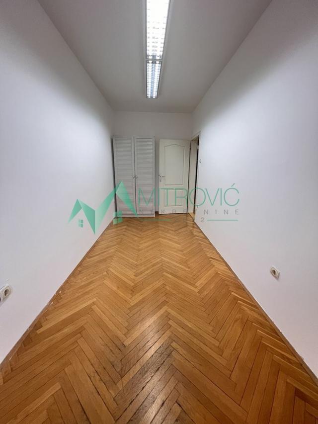 Novi Sad, Bulevar oslobođenja - Dvosoban stan - poslovni apartman 46 m2 