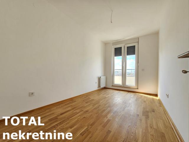 3 Trosoban stan NOVI SAD, 157500€