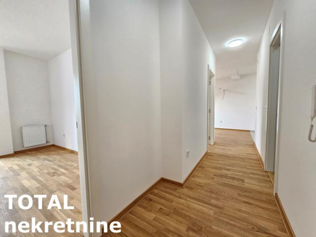 3 Trosoban stan NOVI SAD, 157500€