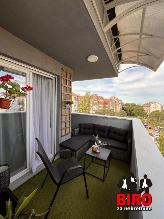 Luxuzan duplex na Novom Naselju