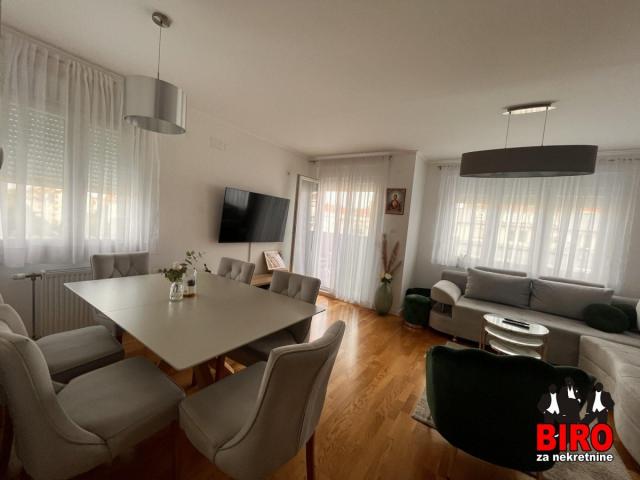 Luxuzan duplex na Novom Naselju