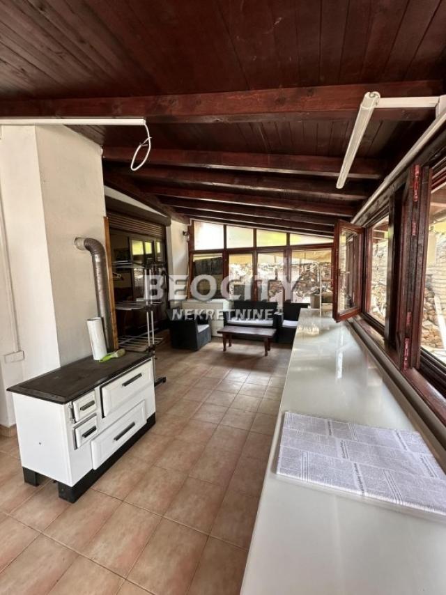 Novi Sad, Vidovdansko naselje, , 5. 0, 226m2, 270000EUR