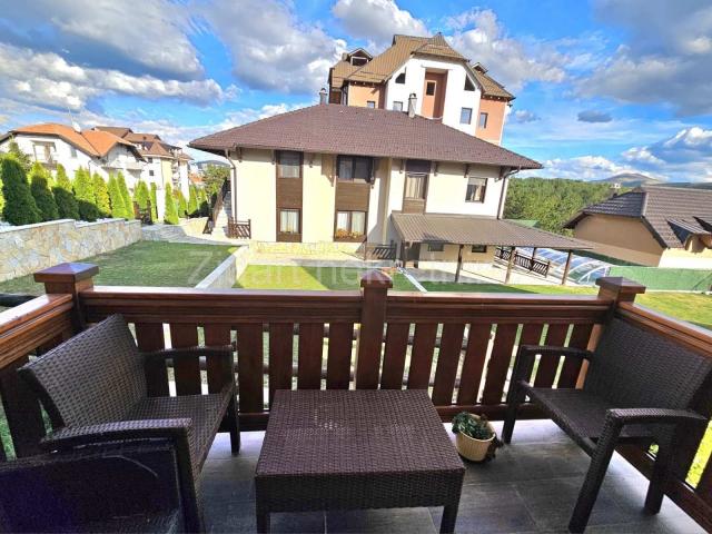 Bregovi, Ruske brvnare, lux 44 m2, Izuzetno