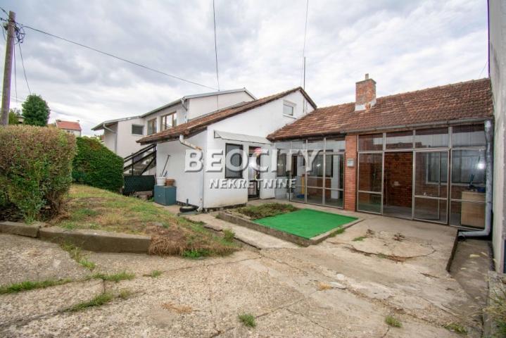 Rakovica, Petlovo brdo, Omladinsko šetalište, 4. 0, 121m2, 157000EUR kuća sa dvorištem