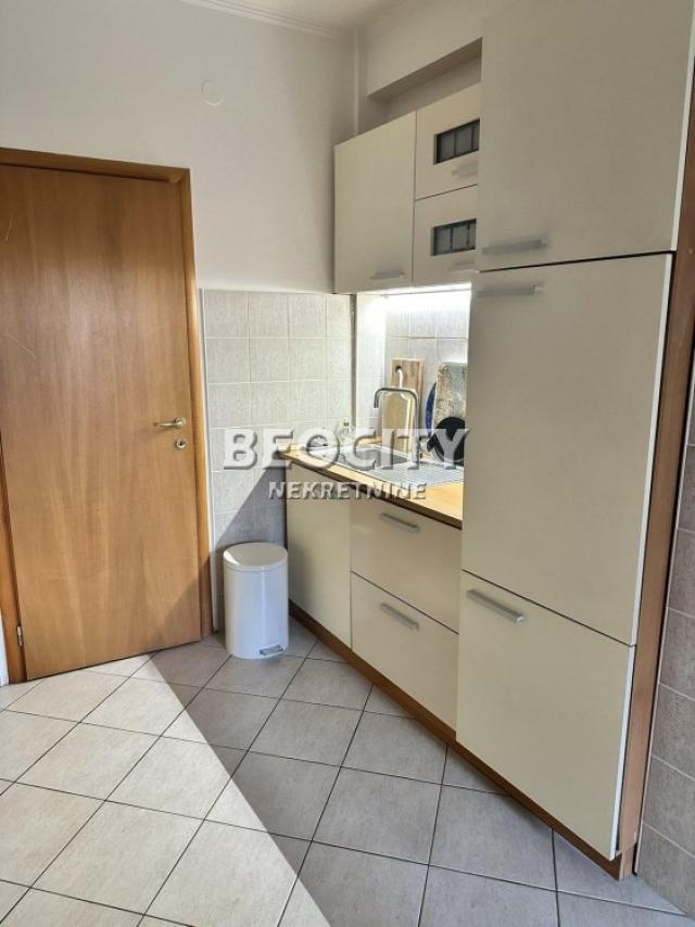 Novi Sad, Centar, Kosančić Ivana, 4. 0, 105m2, 1100EUR