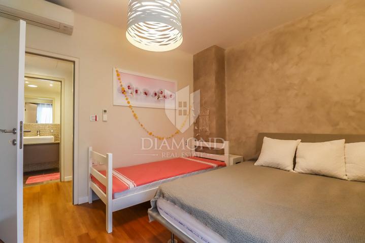 Apartment  Rovinj, 167m2