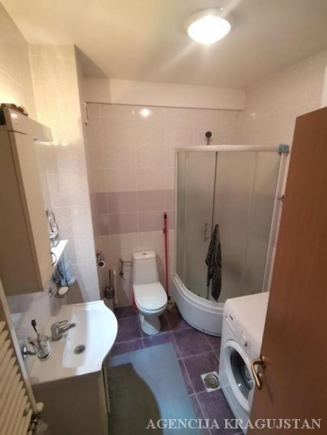 Izdavanje, Stan, 34. 00m2 , Mala vaga