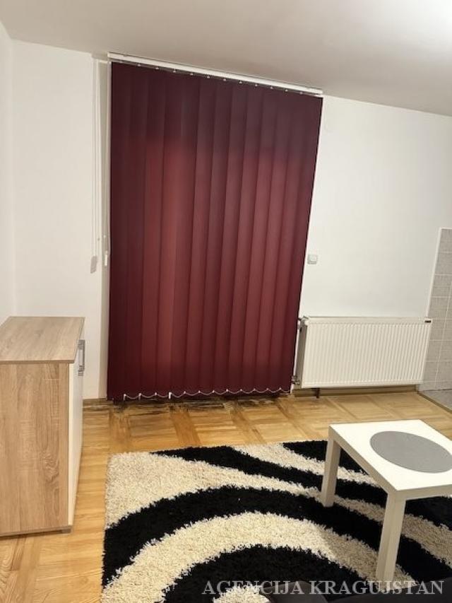 Prodaja, Stan, 31. 00m2 , Centar