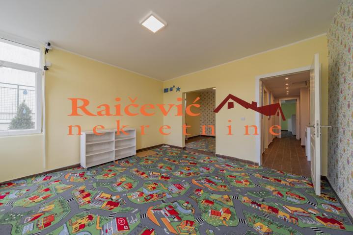 RAKOVICA KANAREVO BRDO 129m2 , 175000e