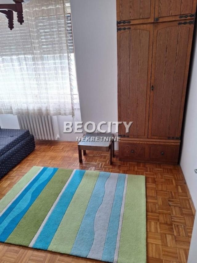 Novi Sad, Liman, Balzakova, 3. 0, 74m2, 600EUR