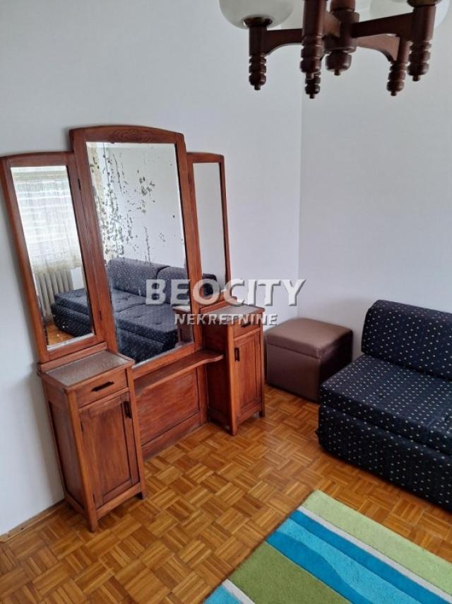 Novi Sad, Liman, Balzakova, 3. 0, 74m2, 600EUR