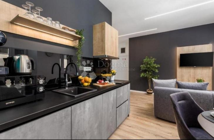 Flat Centar, Rijeka, 135m2