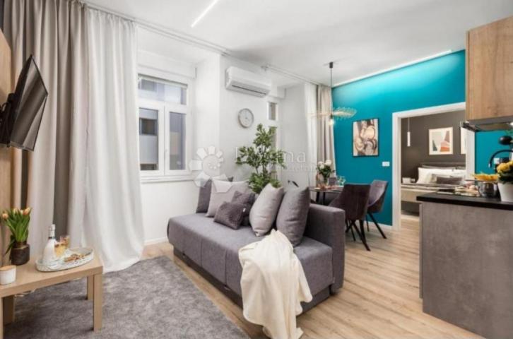 Flat Centar, Rijeka, 135m2