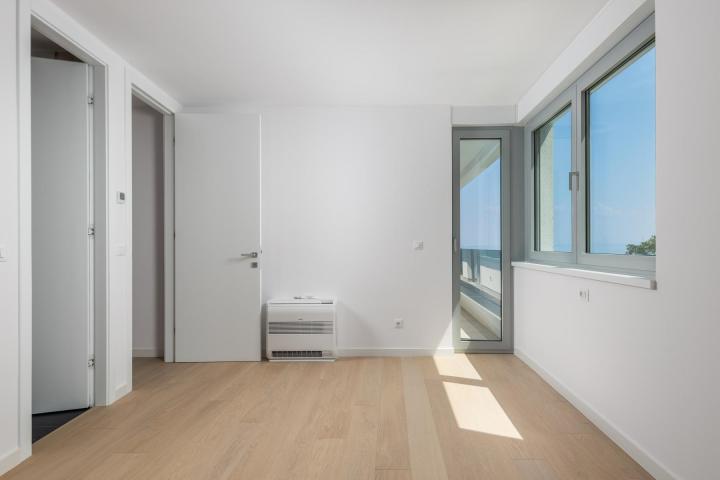 Opatija, atraktivan penthouse s bazenom NKP 367 m2 NOVOGRADNJA