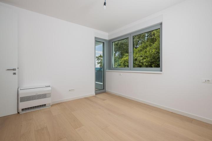 Opatija, trosoban stan NKP 105 m2 u novogradnji