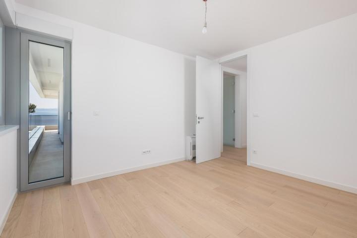 Opatija, trosoban stan NKP 104 m2 u novogradnji