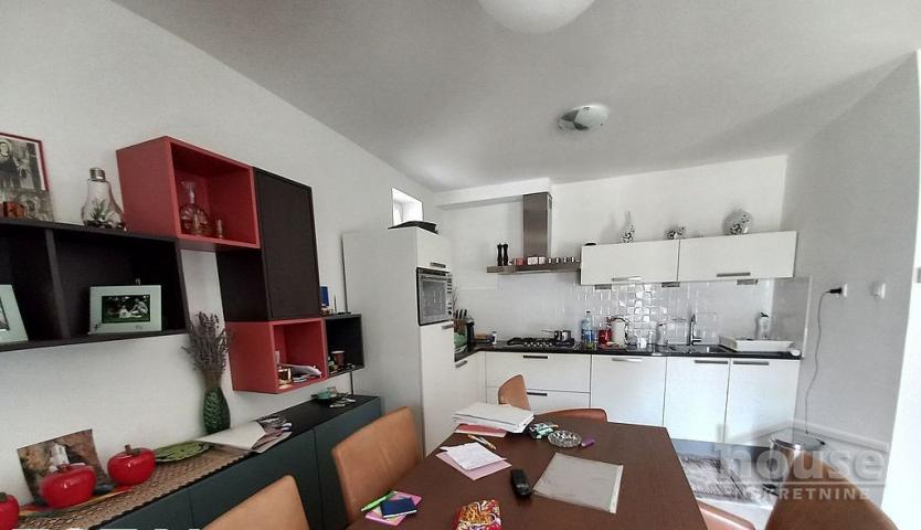 Kuća FUTOG, FUTOG, kv: 210, € 260000, ID: 3046355