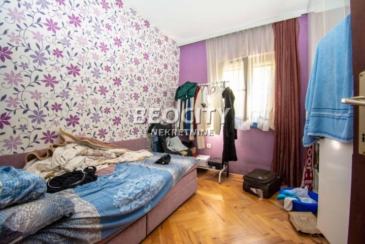 Voždovac, Medaković 2, Rastka Petrovića, 4. 0, 76m2, 168300EUR