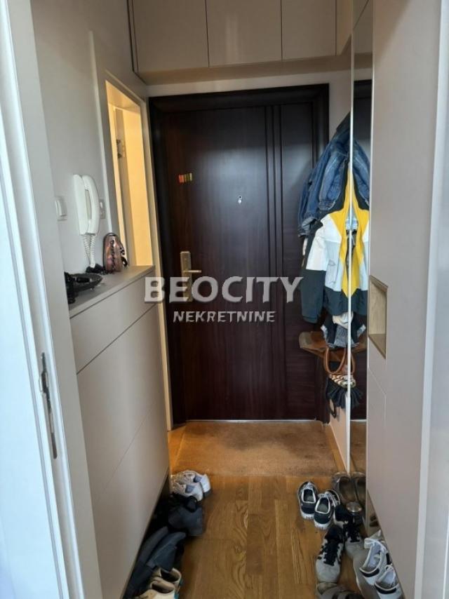 Novi Sad, Telep, Bolmanska, 3. 5, 90m2, 180000EUR