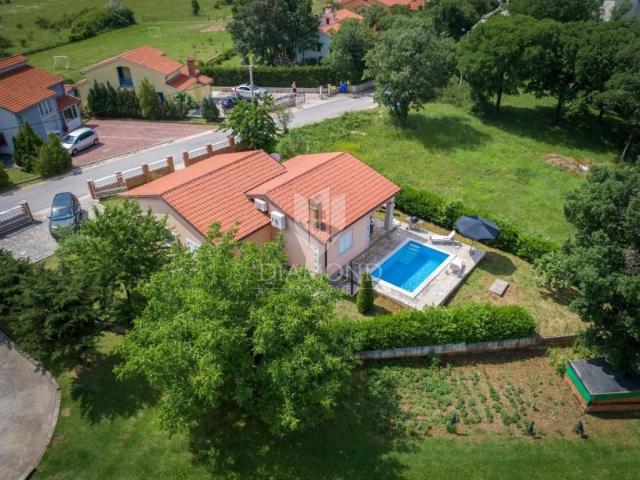 Labin-Bereich, Haus mit Schwimmbad