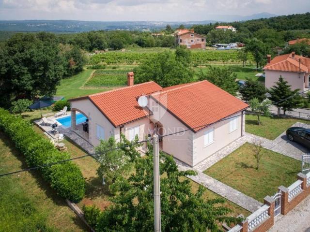 Labin area, house with swimming pool