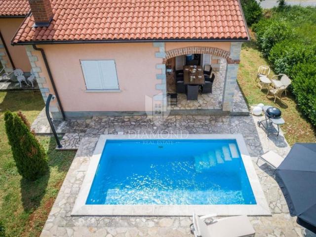 Labin area, house with swimming pool